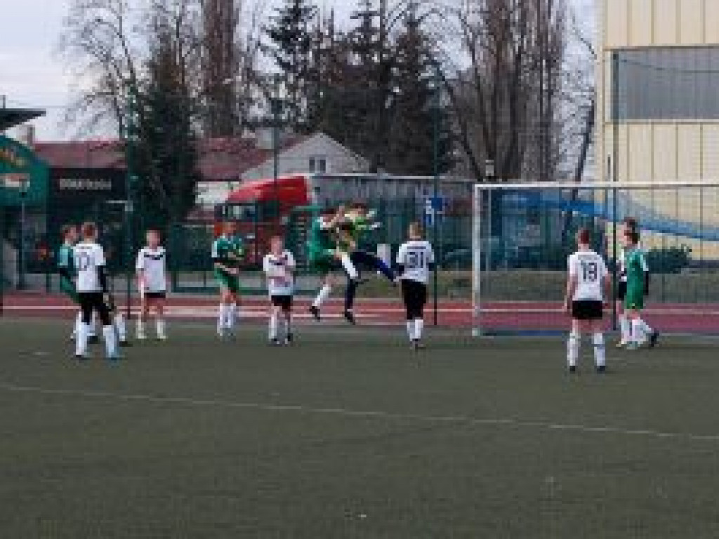 Nietypowy przebieg pierwszego meczu Pelikana-2002 z Koroną Wejsce