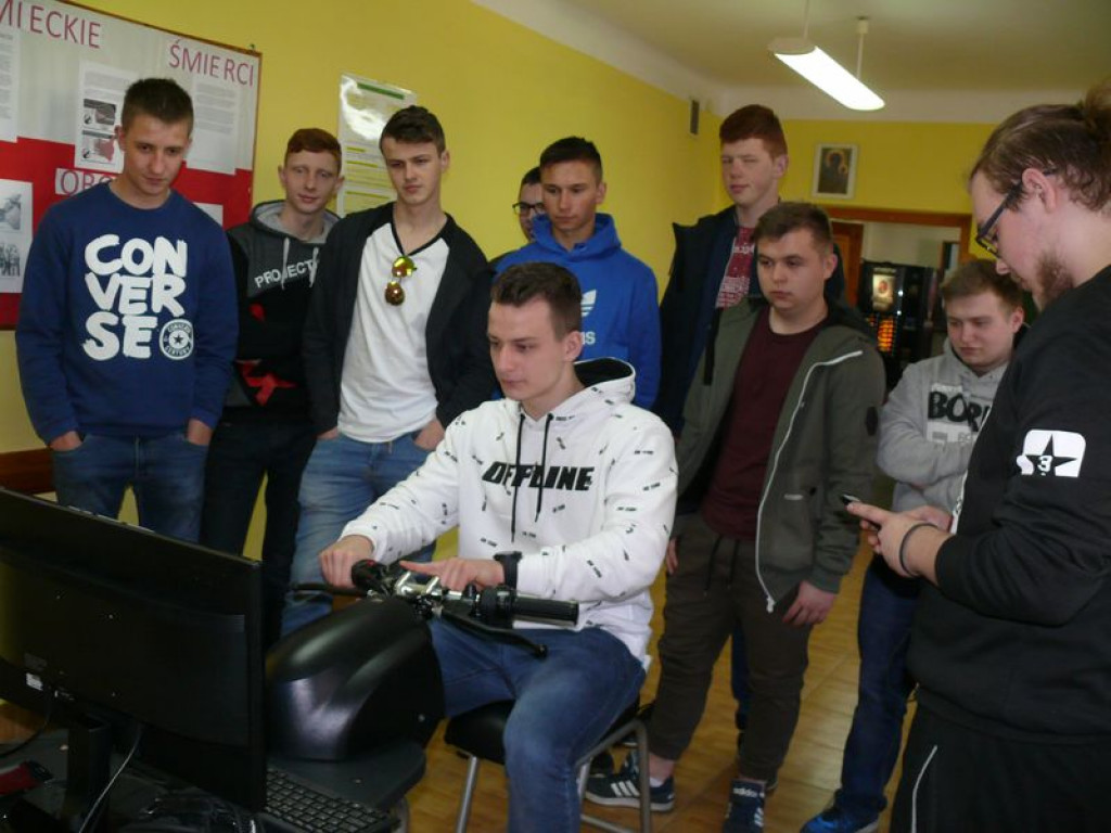 Aby wychować młodego kierowcę