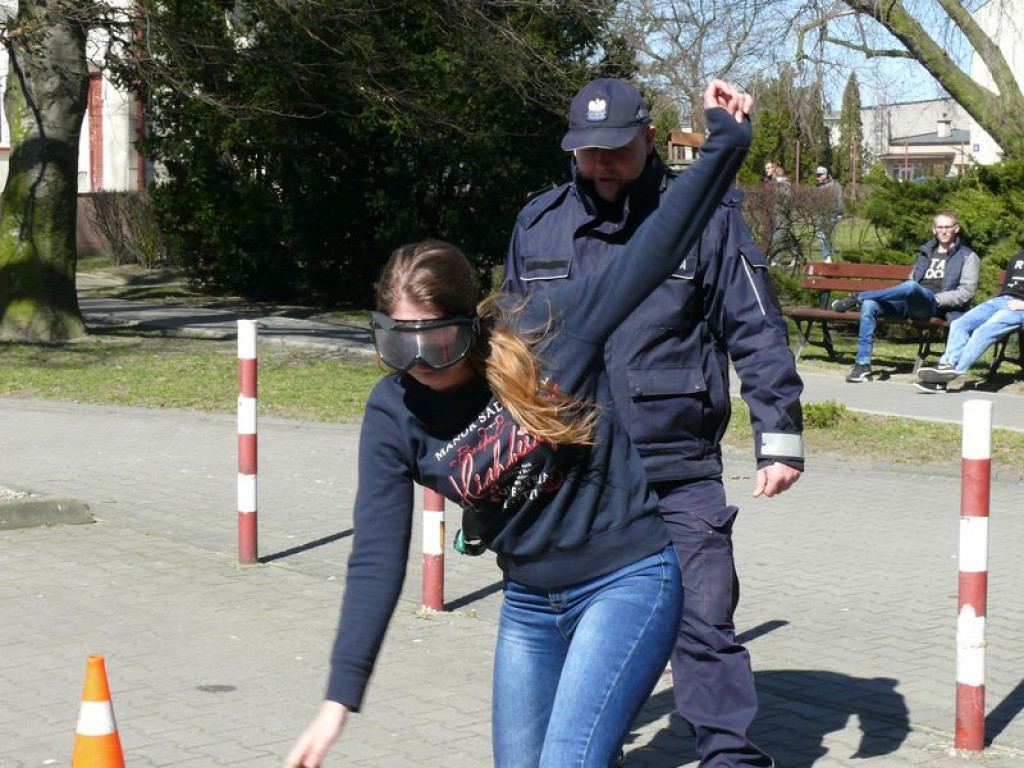 Aby wychować młodego kierowcę