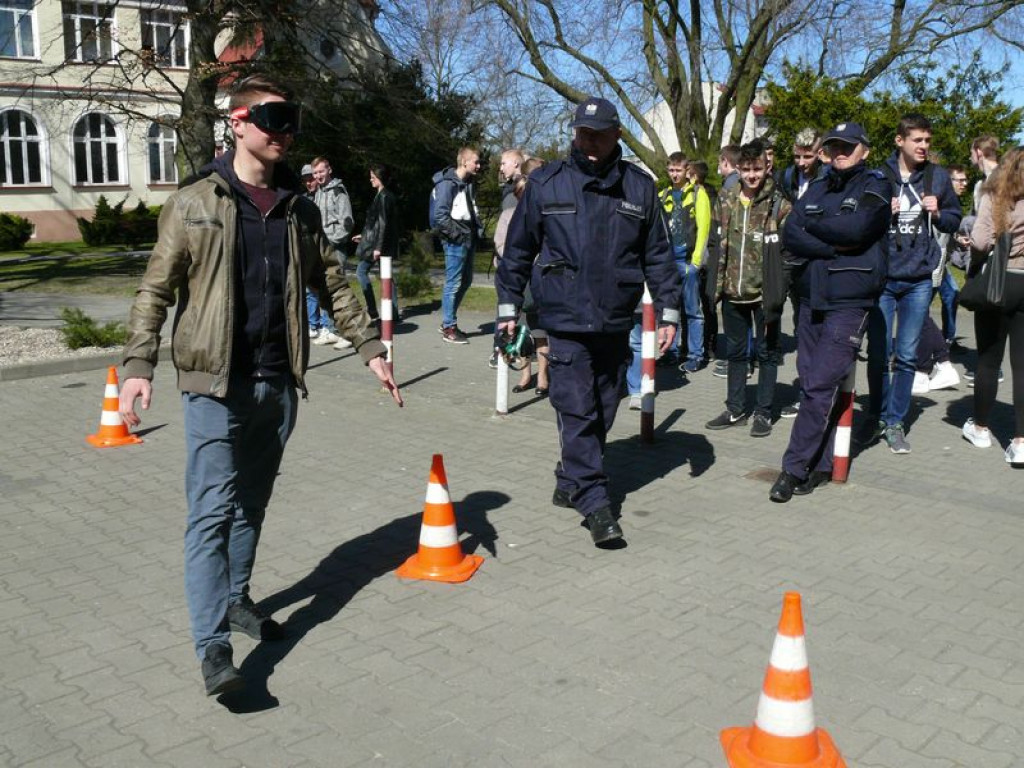 Aby wychować młodego kierowcę