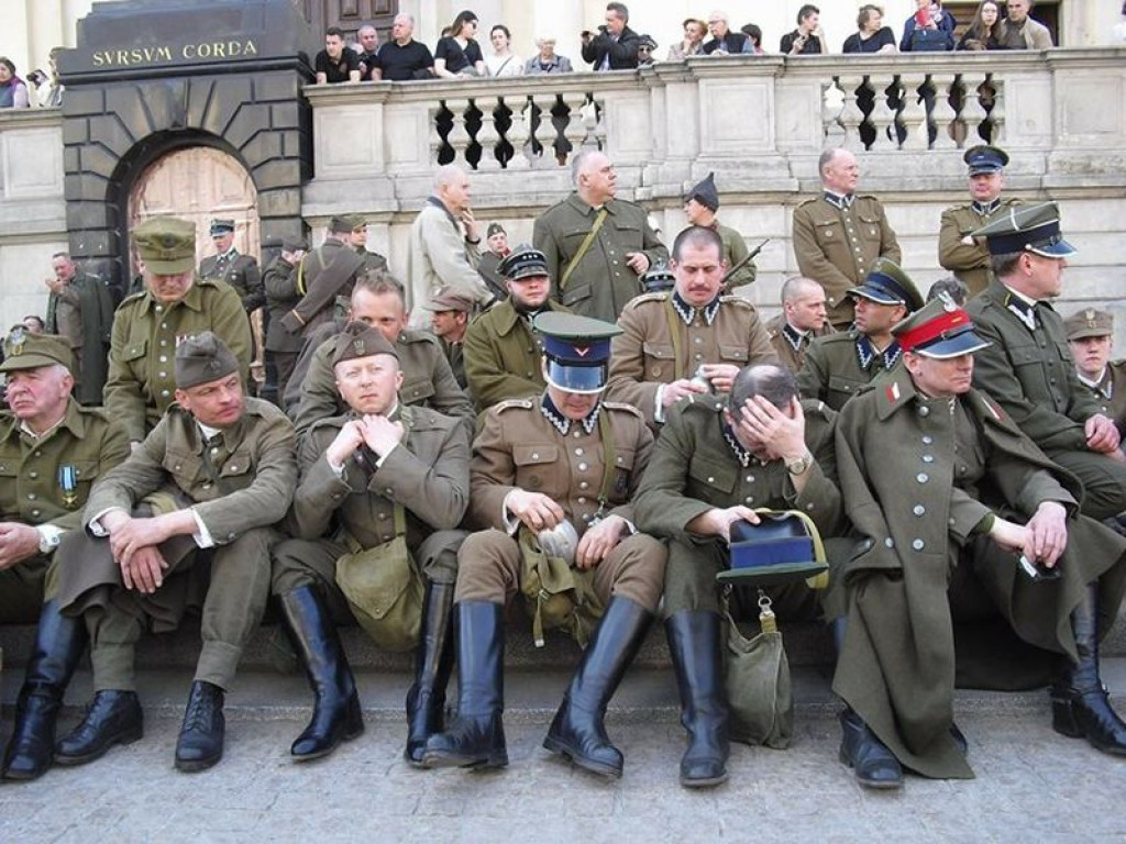 Dziesiątacy w Katyńskim Marszu Cieni