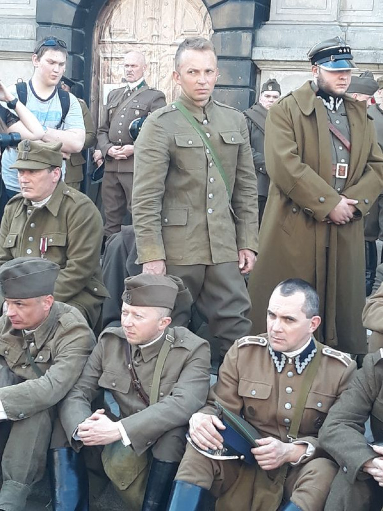 Dziesiątacy w Katyńskim Marszu Cieni