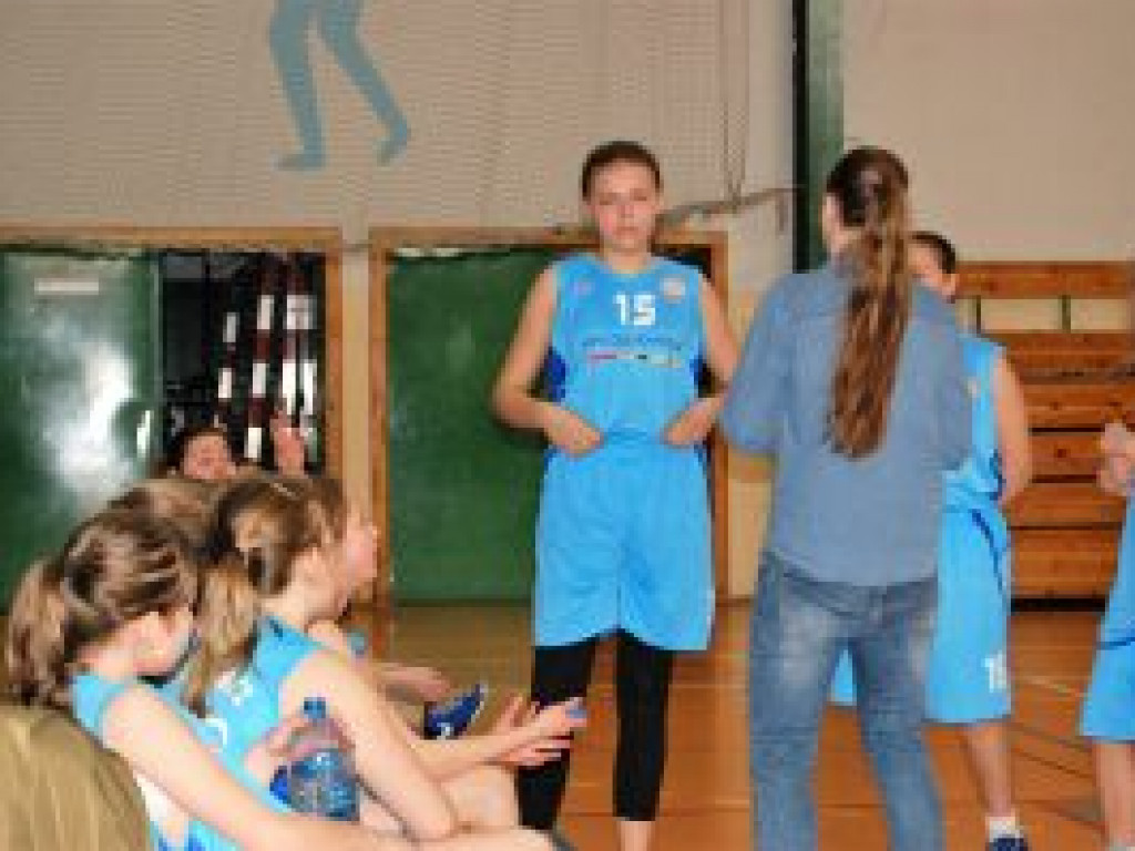 Księżaczki-2006 Łowicz dzielnie stawiają czoła rywalkom