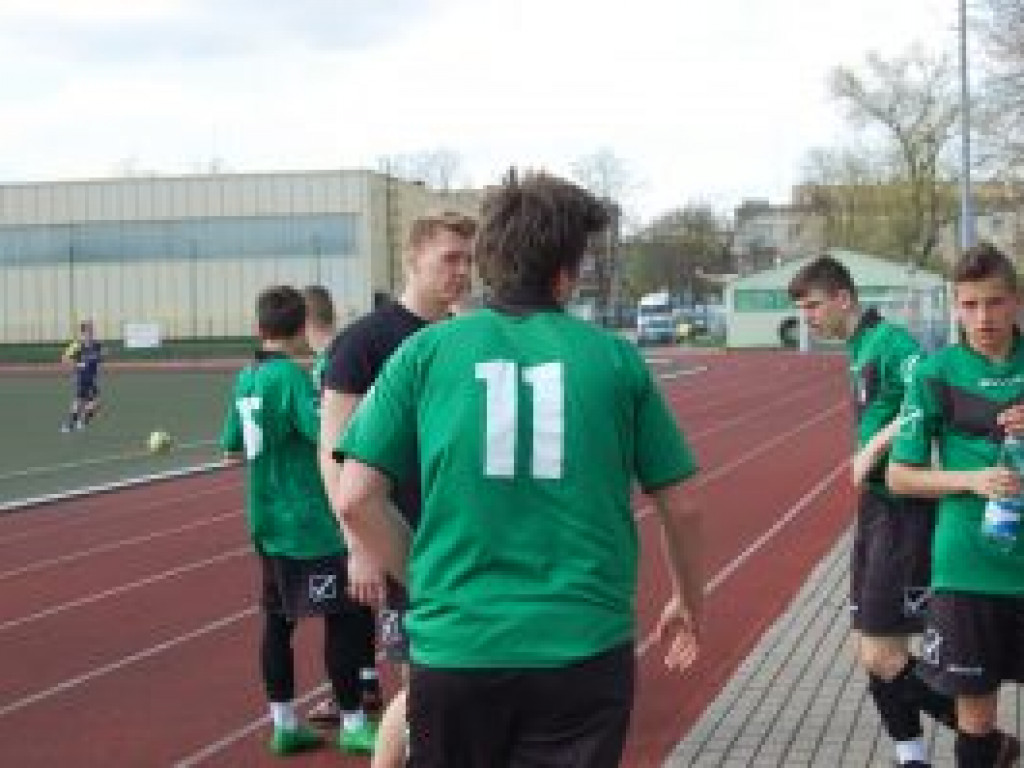Kontuzje nadal nie opuszczają juniorów starszych Pelikana
