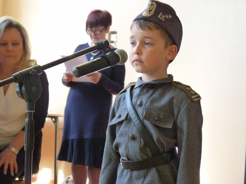 Konkurs piosenki patriotycznej w Dąbkowicach