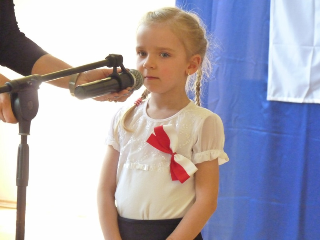 Konkurs piosenki patriotycznej w Dąbkowicach