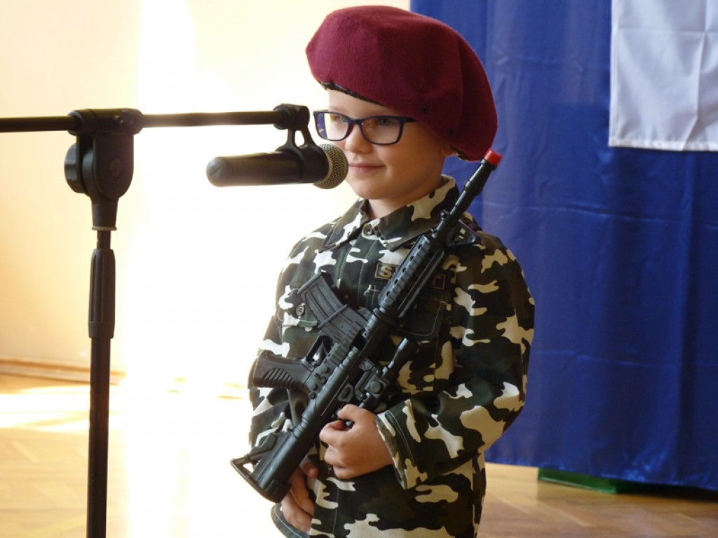 Konkurs piosenki patriotycznej w Dąbkowicach
