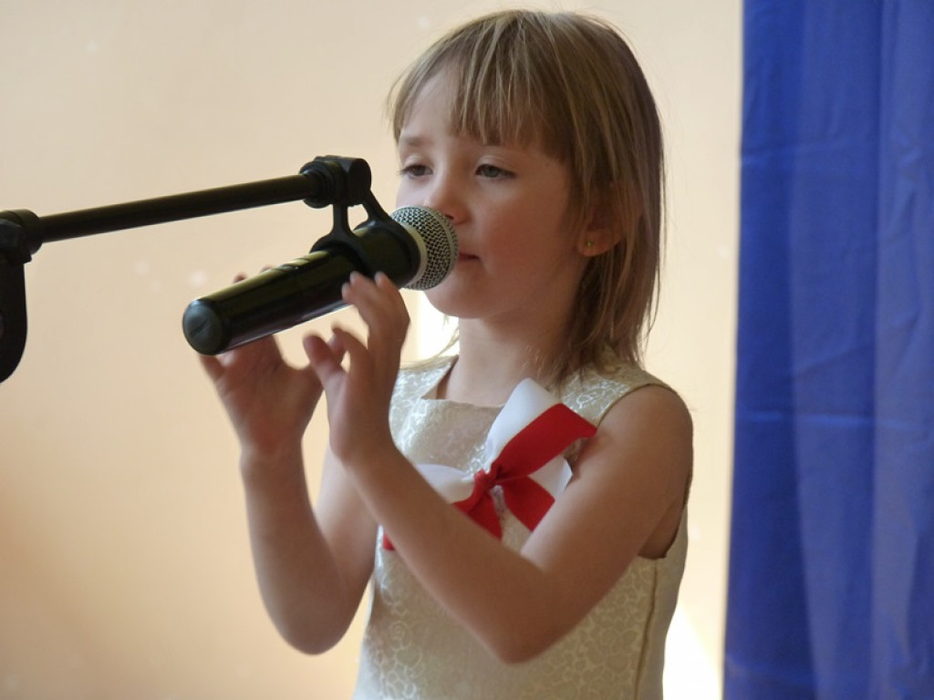 Konkurs piosenki patriotycznej w Dąbkowicach