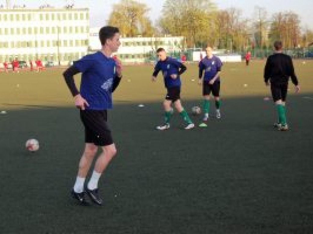 Remis na stadionie w Łowiczu