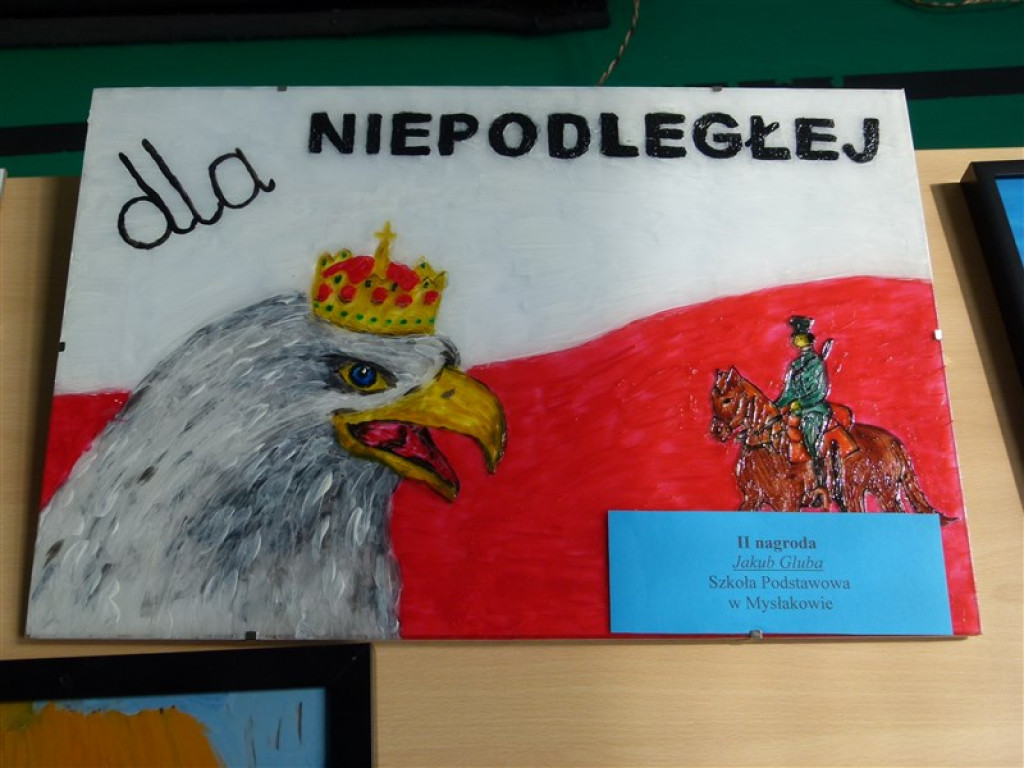 Niepodległa na szkle namalowana