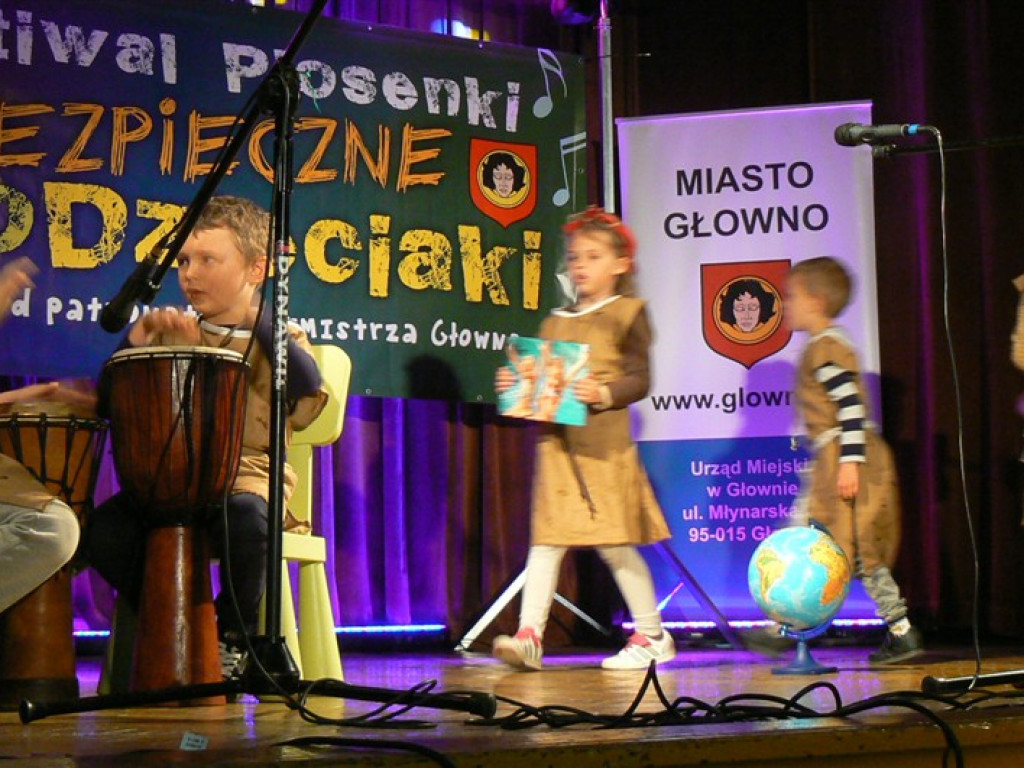 Bezpieczne Ekodzieciaki śpiewały w MOK