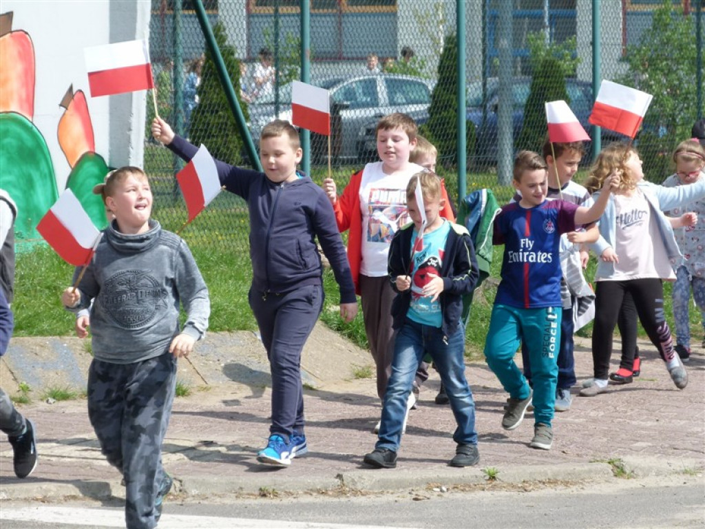 Maszerowali z okazji majowych świąt