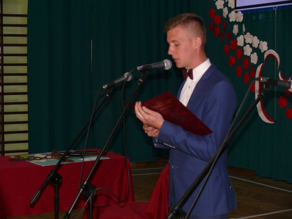 Na Blichu rozdano świadectwa, wręczono nagrody