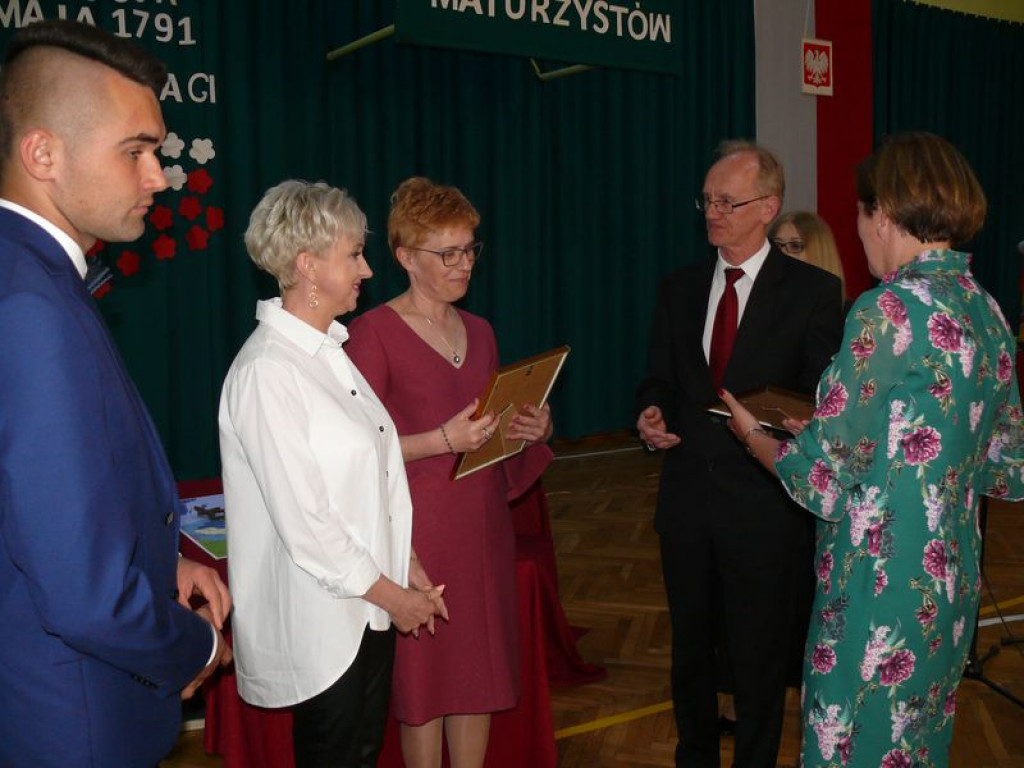 Na Blichu rozdano świadectwa, wręczono nagrody