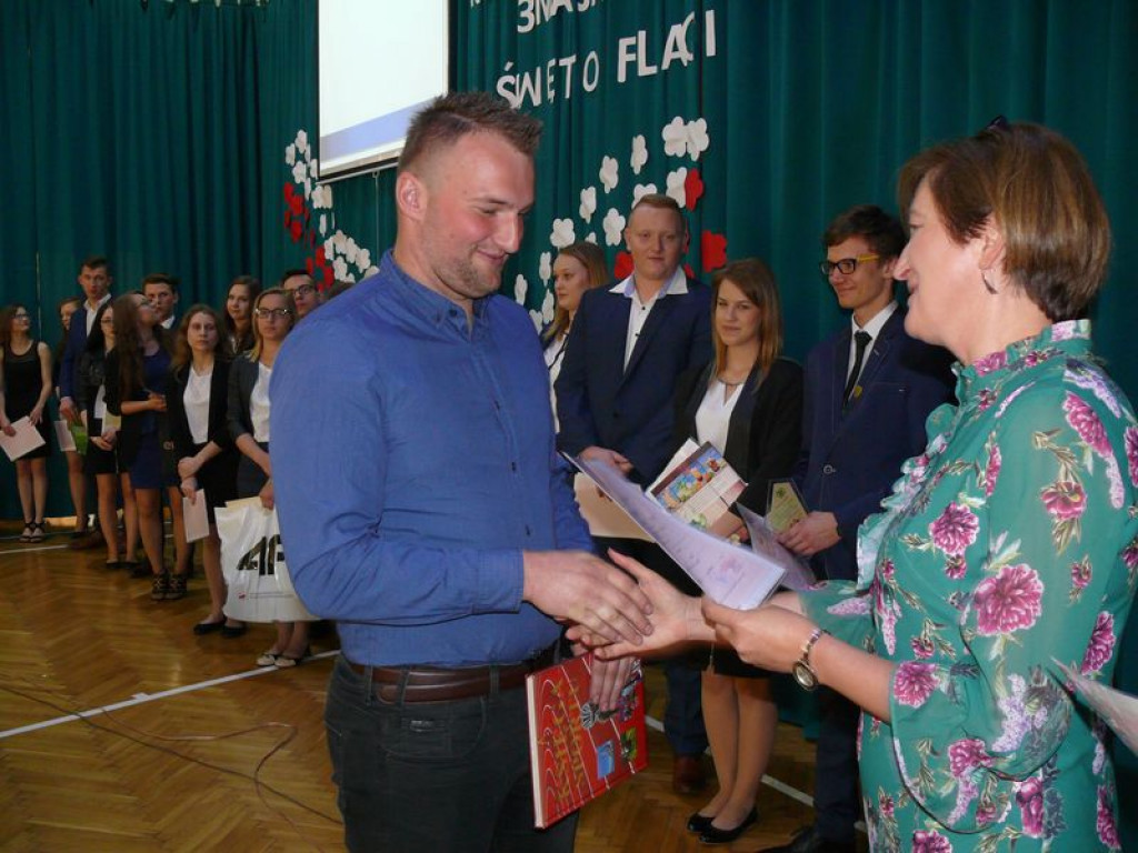 Na Blichu rozdano świadectwa, wręczono nagrody