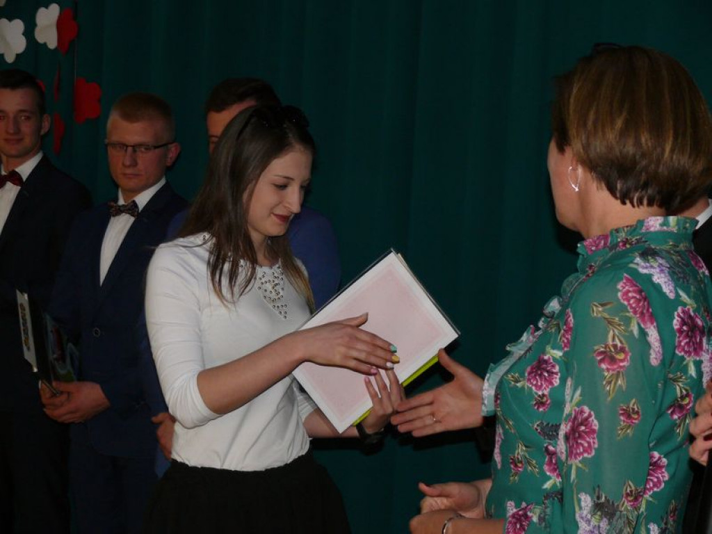 Na Blichu rozdano świadectwa, wręczono nagrody