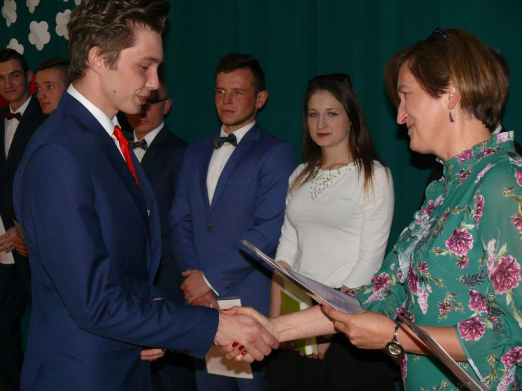 Na Blichu rozdano świadectwa, wręczono nagrody