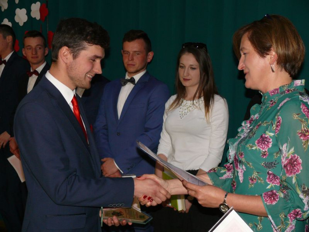 Na Blichu rozdano świadectwa, wręczono nagrody