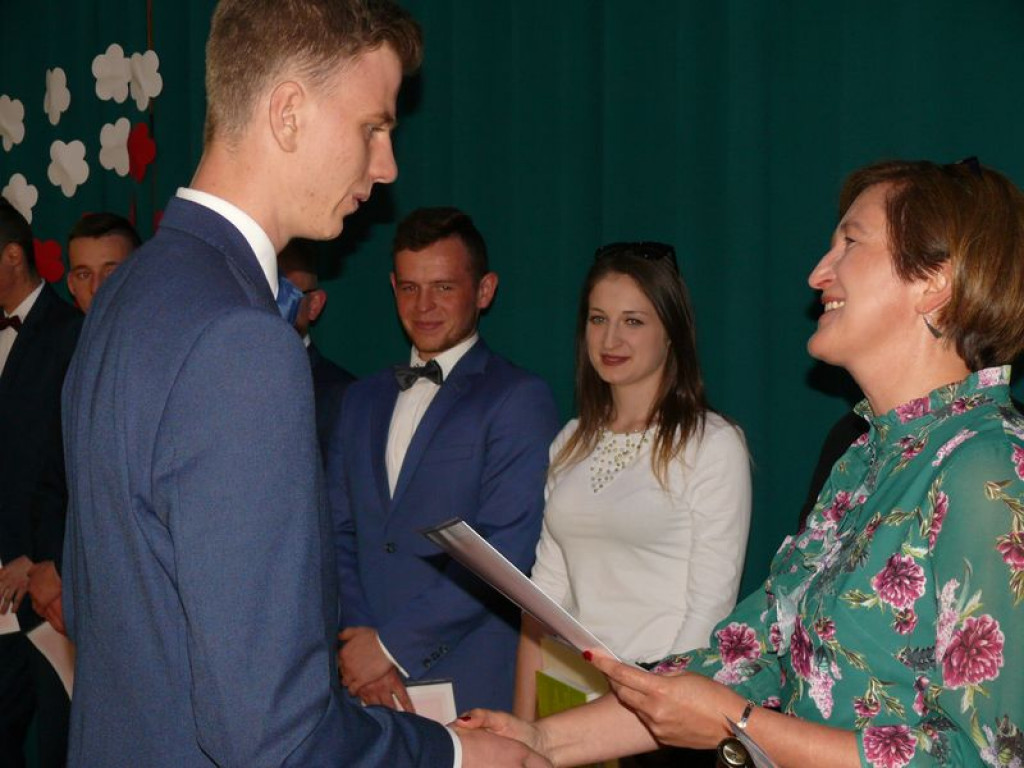 Na Blichu rozdano świadectwa, wręczono nagrody