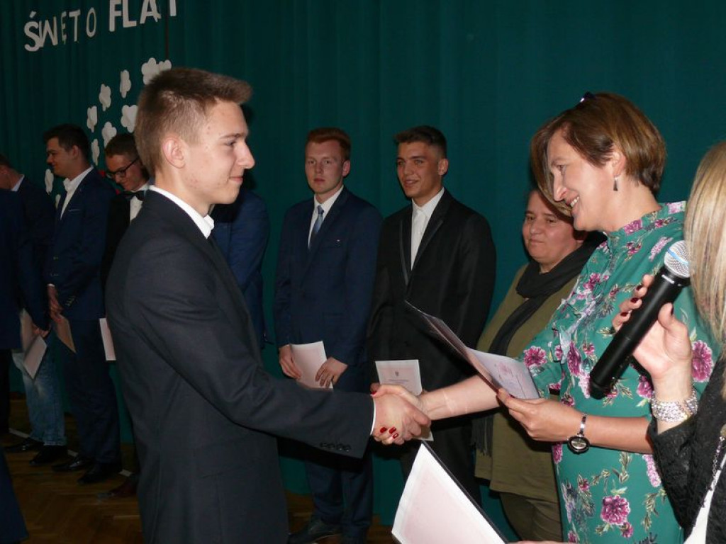 Na Blichu rozdano świadectwa, wręczono nagrody