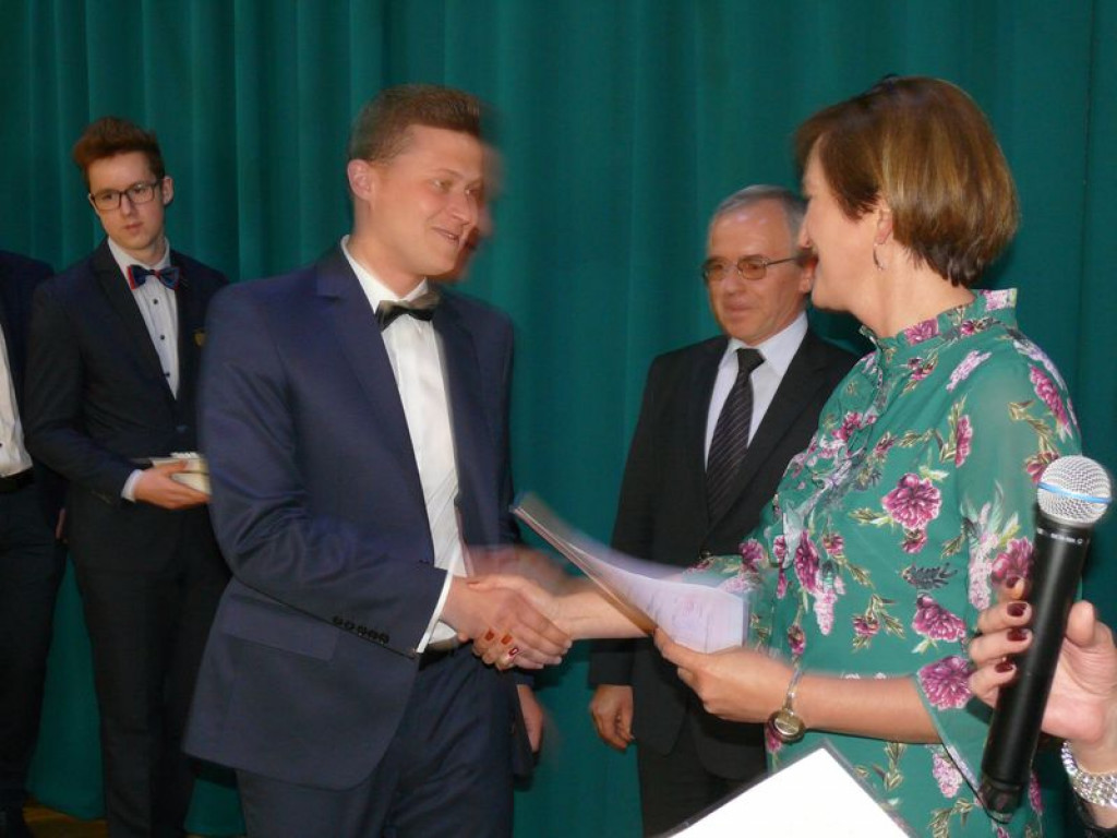Na Blichu rozdano świadectwa, wręczono nagrody