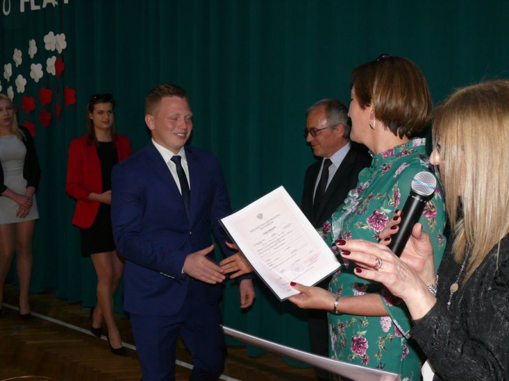 Na Blichu rozdano świadectwa, wręczono nagrody