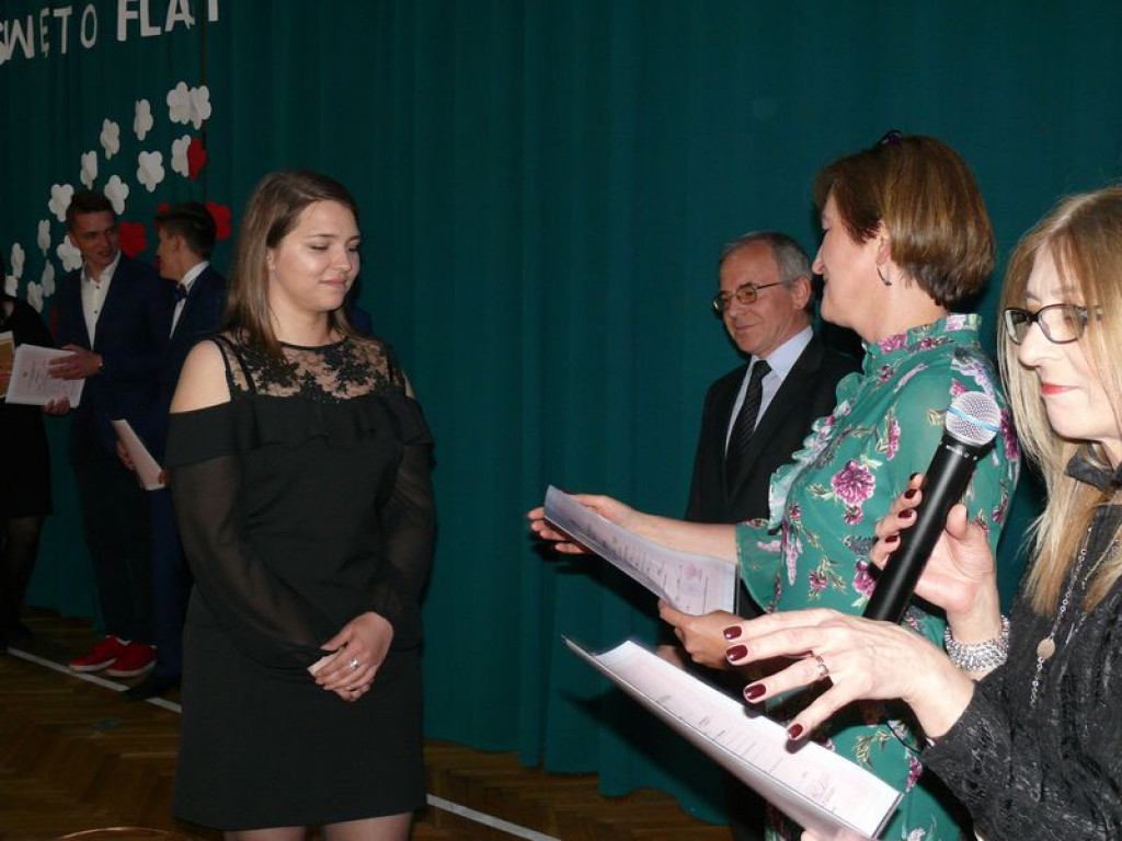 Na Blichu rozdano świadectwa, wręczono nagrody
