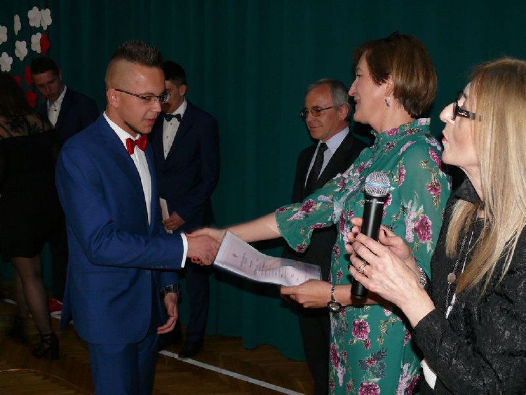 Na Blichu rozdano świadectwa, wręczono nagrody