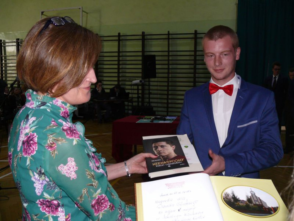 Na Blichu rozdano świadectwa, wręczono nagrody
