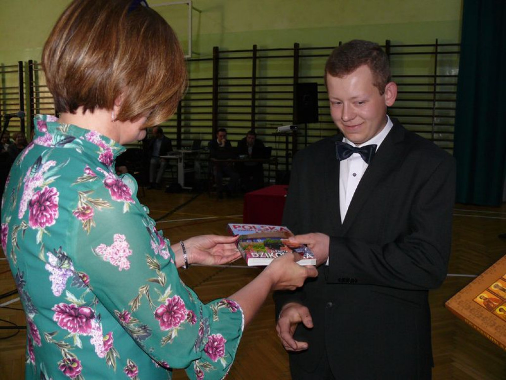Na Blichu rozdano świadectwa, wręczono nagrody