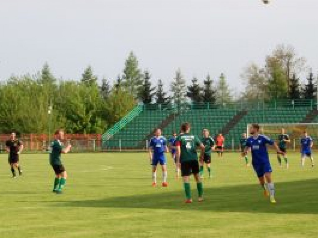 Unia Skierniewice poza możliwościami Pelikana II