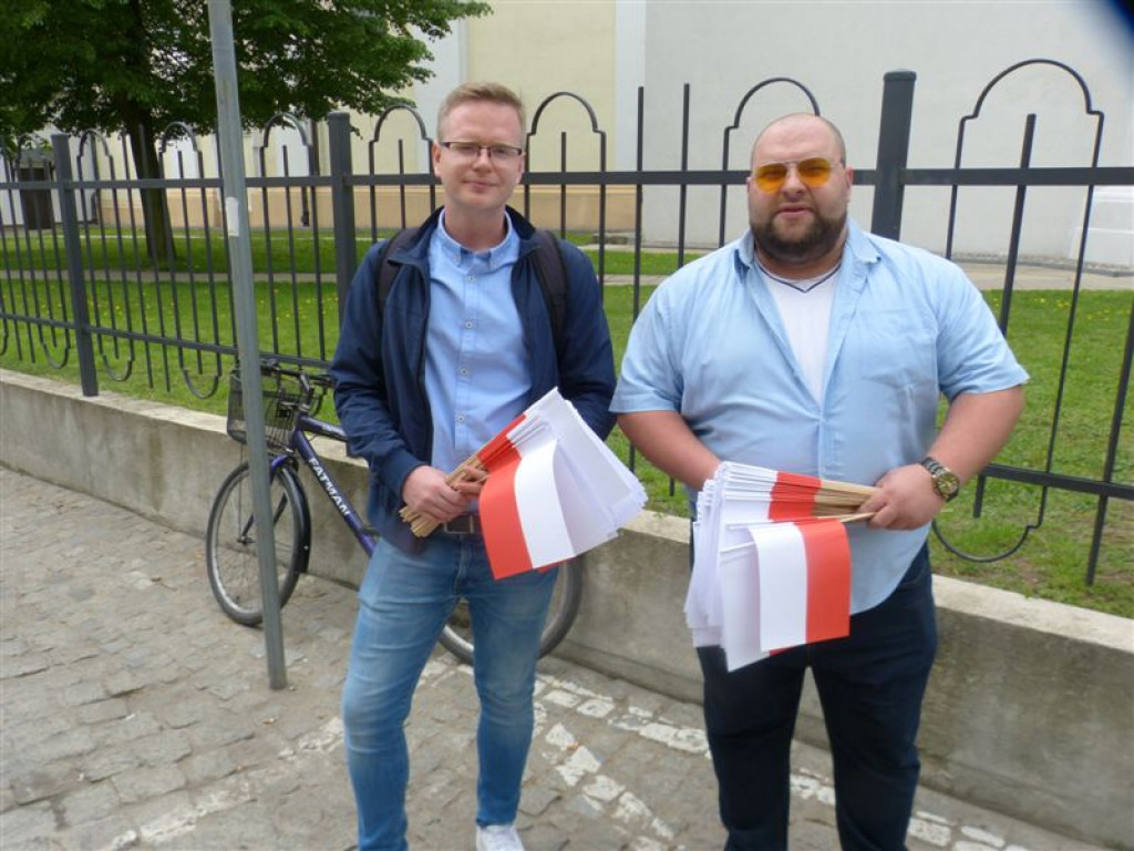 Święto Flagi na ulicach Łowicza