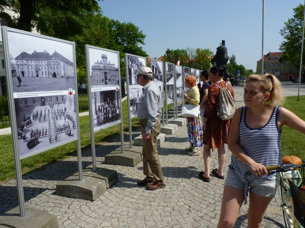 Święto Konstytucji 3 Maja i otwarcie wystawy w Łowiczu