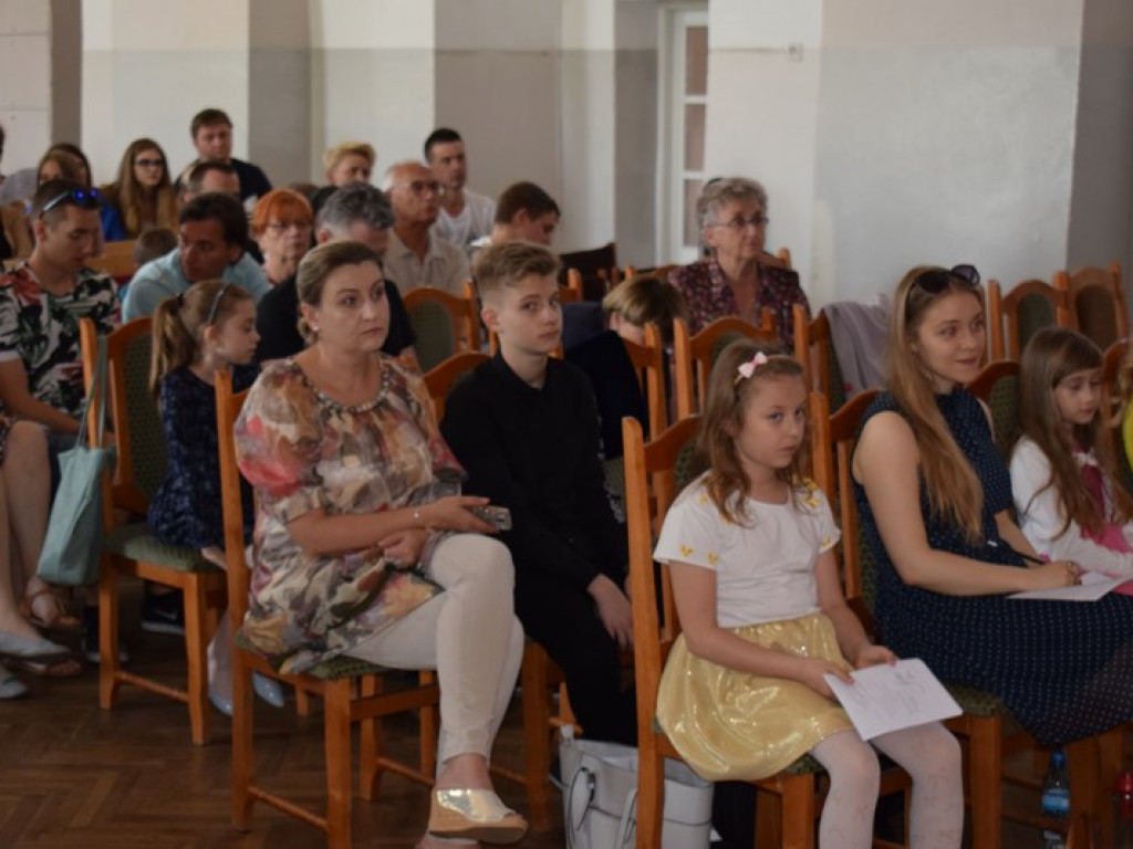 Duża dawka muzyki filmowej w koncercie przy Podrzecznej