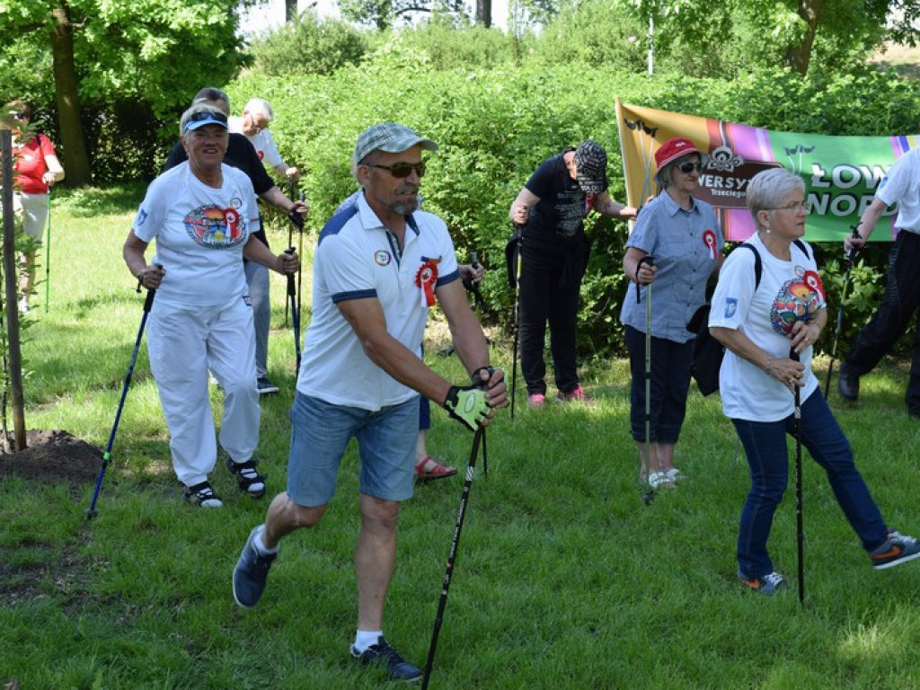 Niepodległościowy Nordic Walking z Uniwersytetem III Wieku
