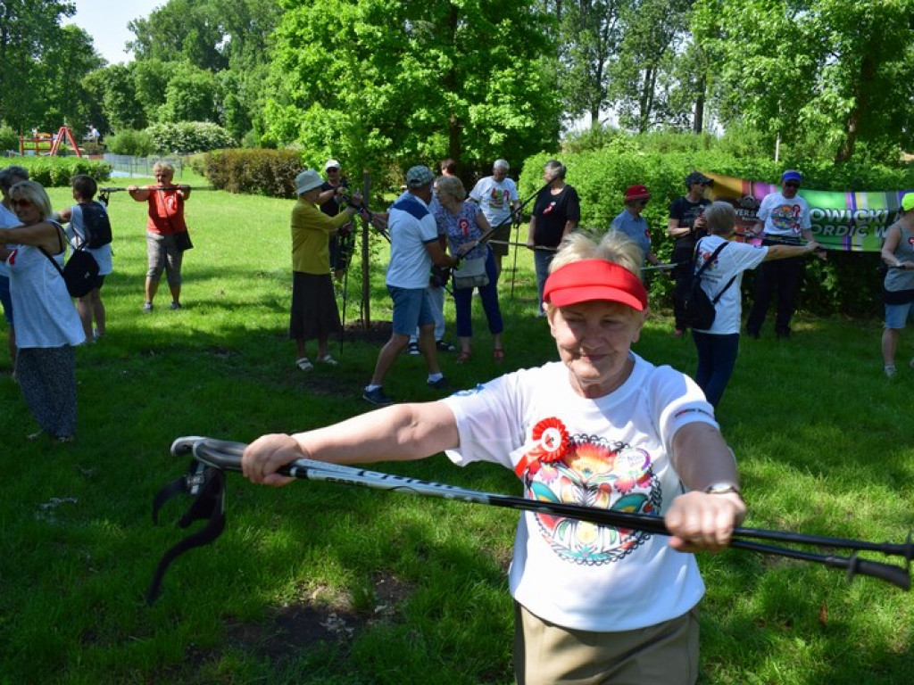Niepodległościowy Nordic Walking z Uniwersytetem III Wieku