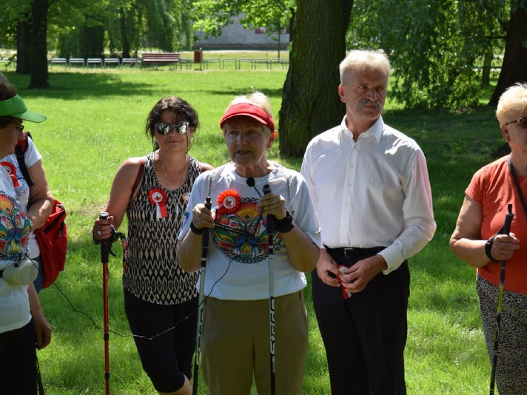 Niepodległościowy Nordic Walking z Uniwersytetem III Wieku