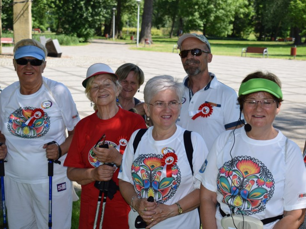 Niepodległościowy Nordic Walking z Uniwersytetem III Wieku