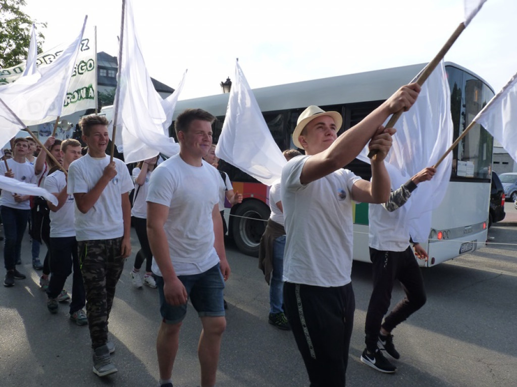 Łowicka Jaskółka w drodze na Jasną Górę