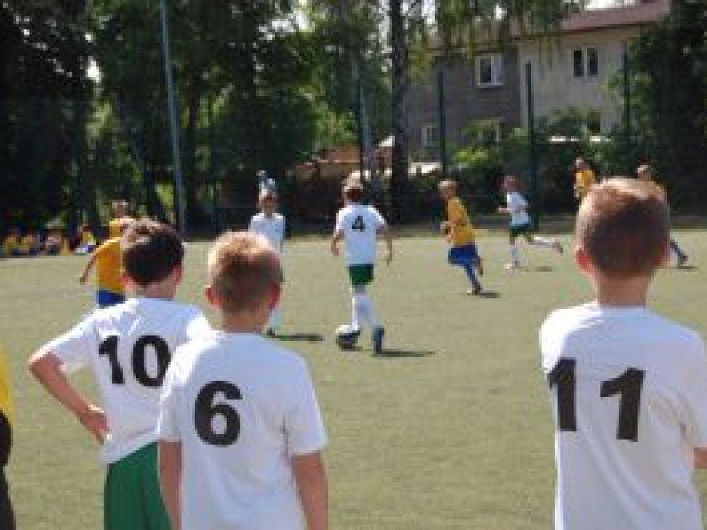 Łowickie Ptaki pokonały łowickiego Championa