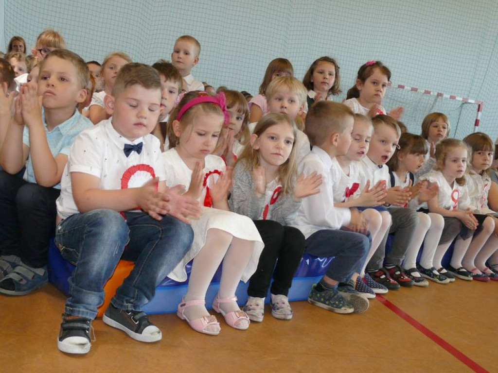 Szkoła odzyskała patrona, teraz otrzymała sztandar