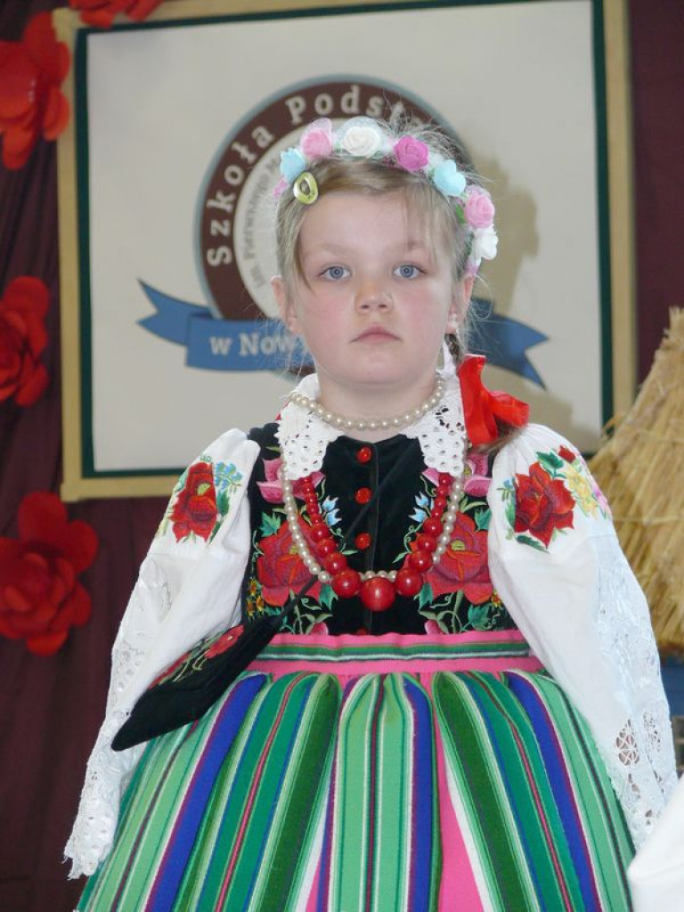 Szkoła odzyskała patrona, teraz otrzymała sztandar