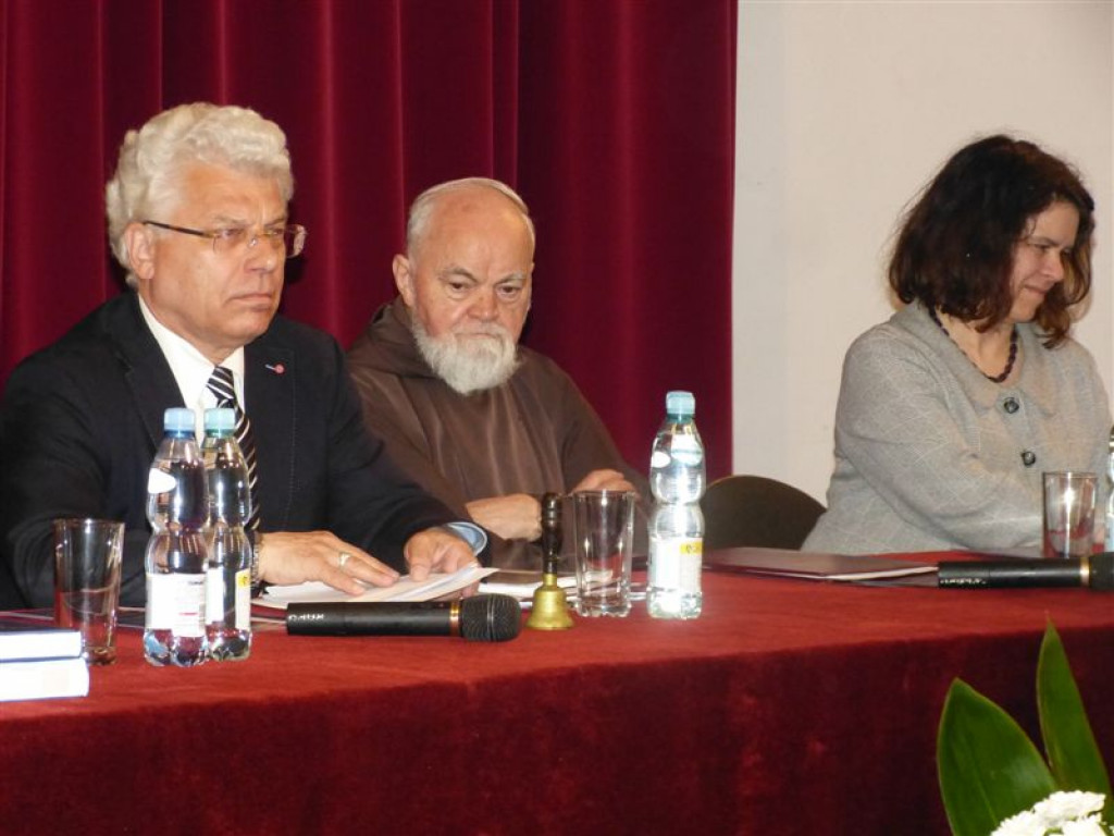 Trwa sympozjum naukowe w seminarium