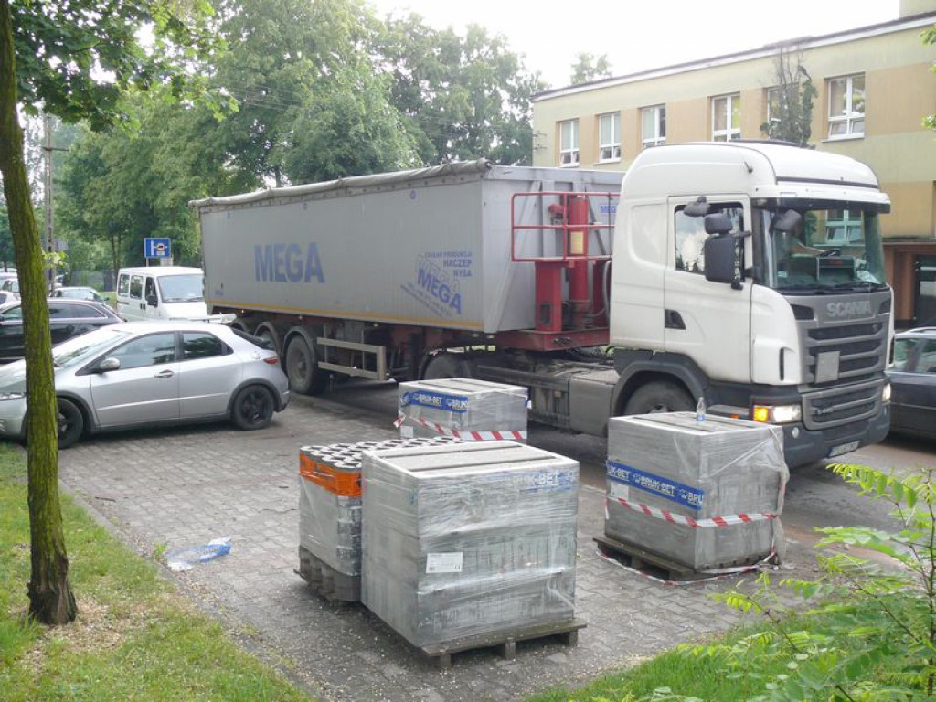 Do godziny 18. utrudnienia na łączniku Kaliskiej z Klickiego