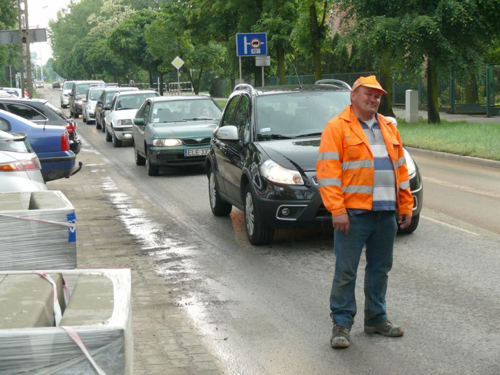 Do godziny 18. utrudnienia na łączniku Kaliskiej z Klickiego