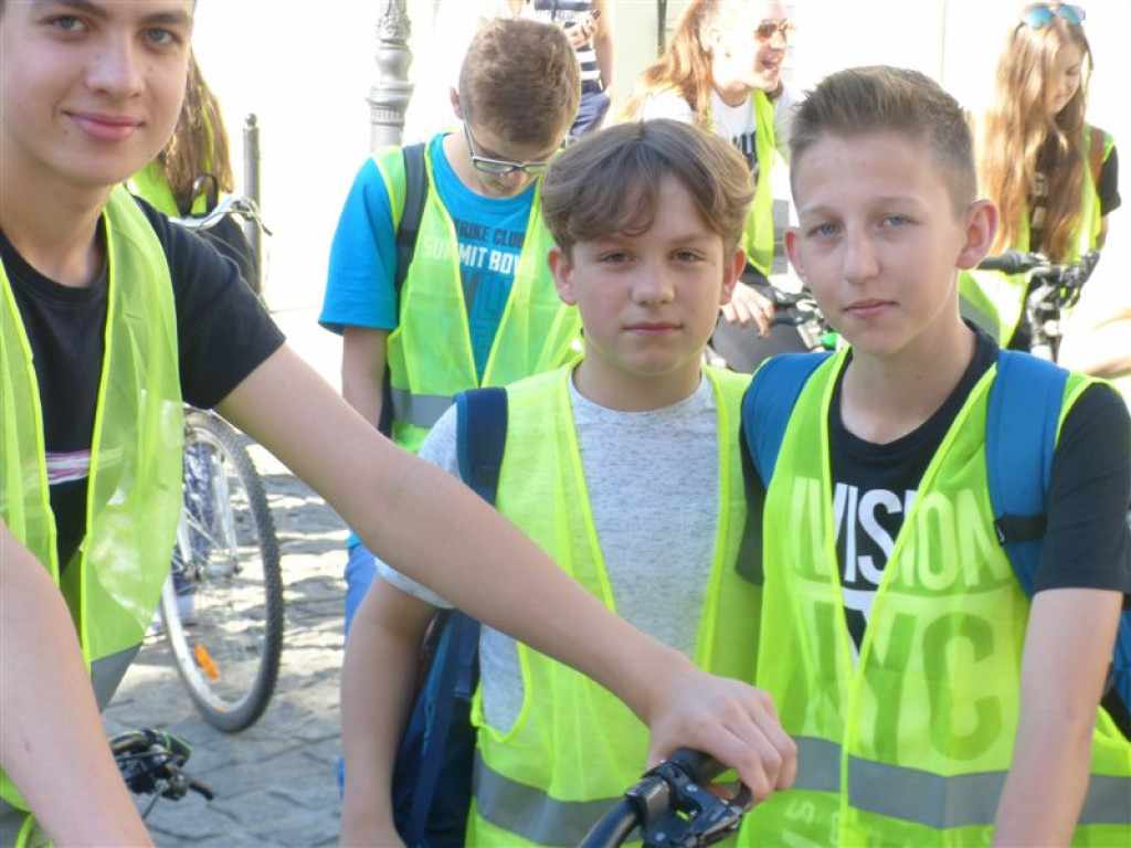 Szkoły pijarskie świętują w skansenie