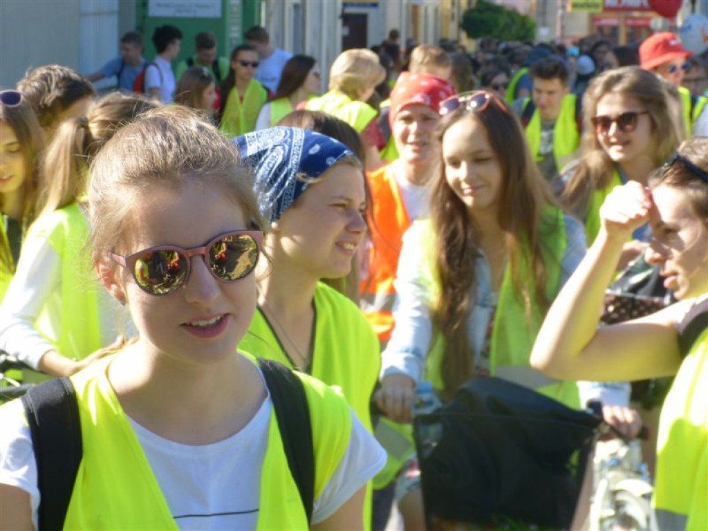 Szkoły pijarskie świętują w skansenie