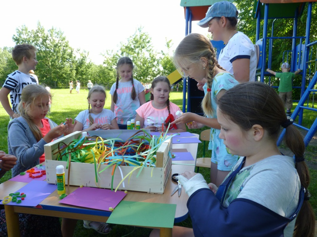Piknik rodzinny przy szkole w Gągolinie