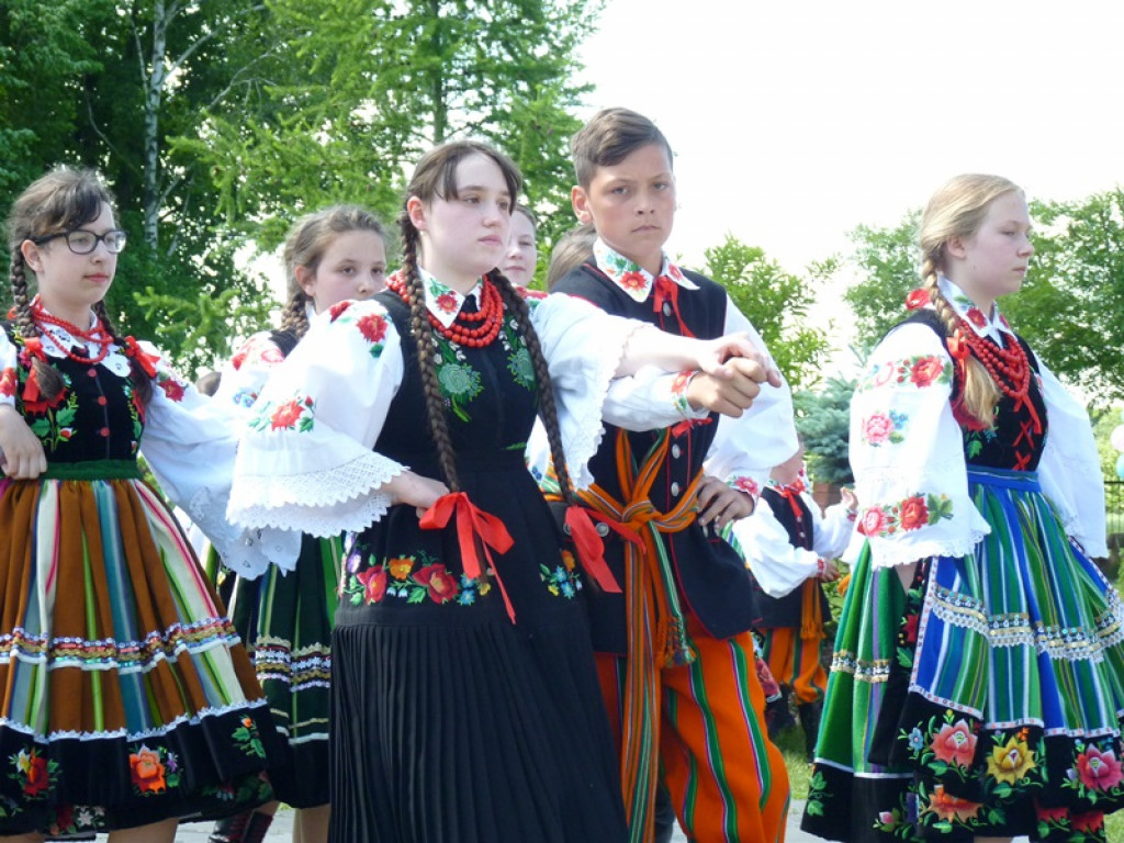 Piknik rodzinny przy szkole w Gągolinie