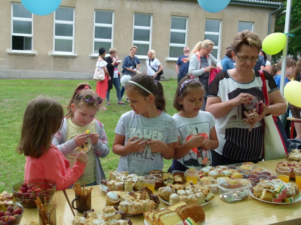 Piknik rodzinny w SP1 w Głownie